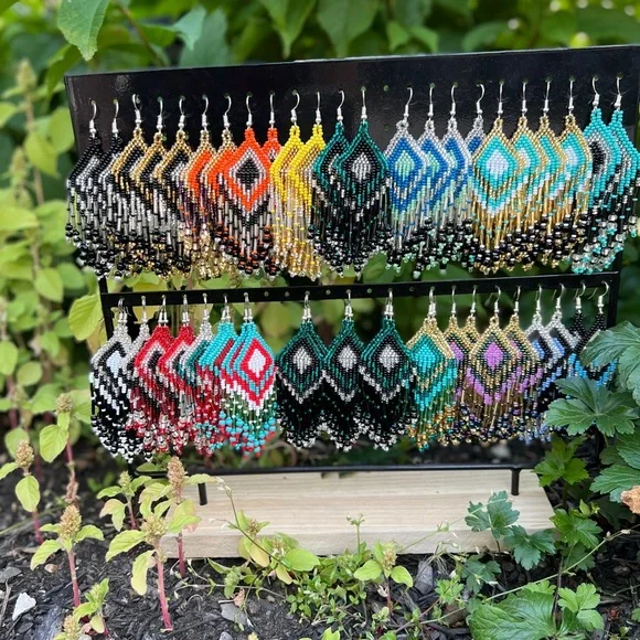 Genuine handmade beaded Mayan earrings - Picture 8 of 8